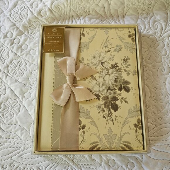 Vintage Anna Griffin Wedding Memory Book By C.R. Gibson Decorative Pages - Picture 5 of 16